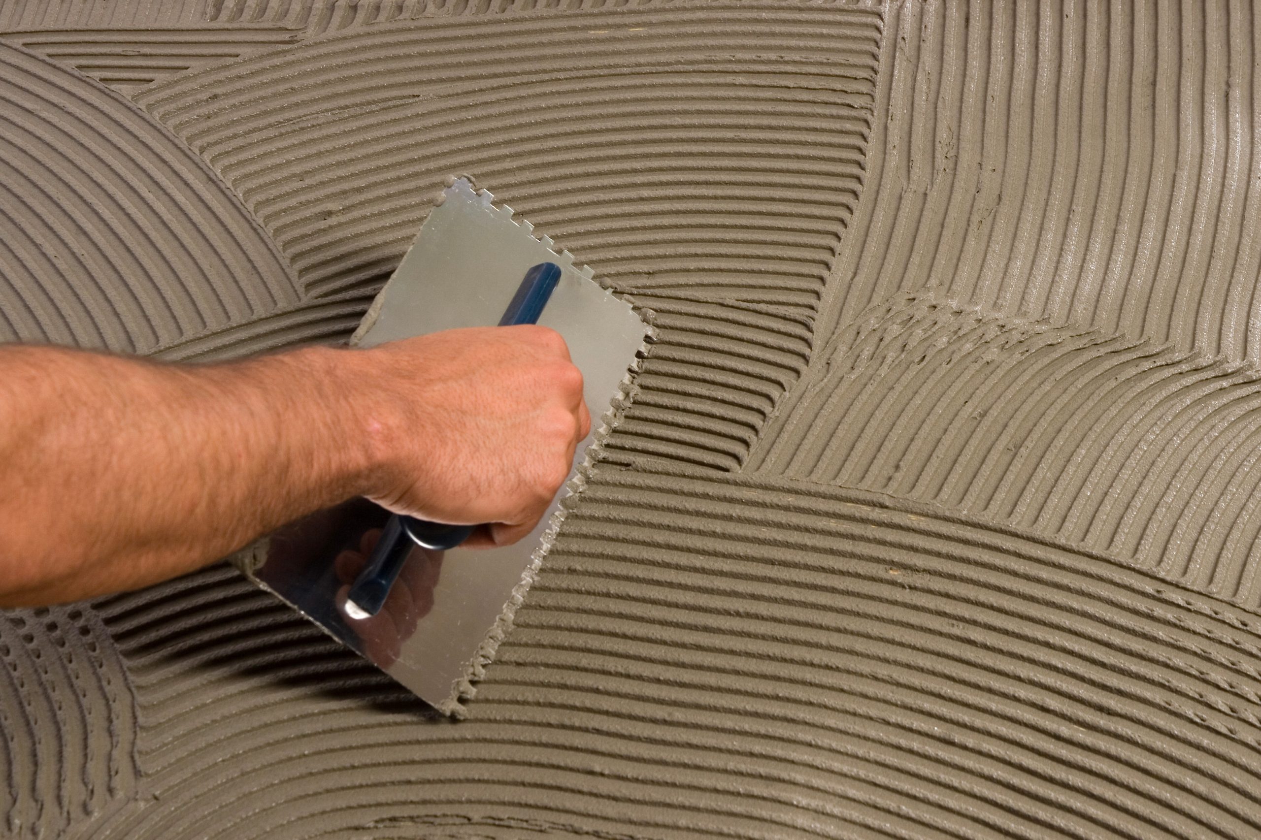 removing-glue-stains-from-the-floor