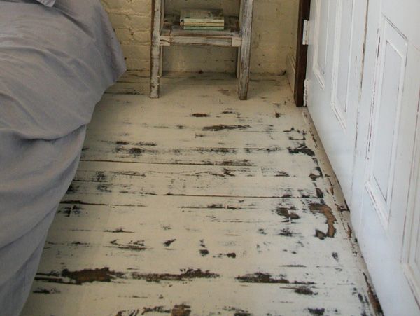 removing-paint-from-the-floo