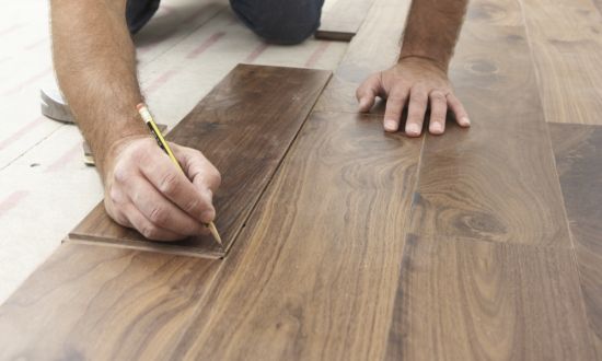 What Causes Hardwood Flooring Gaps? wood-flooring-fitting