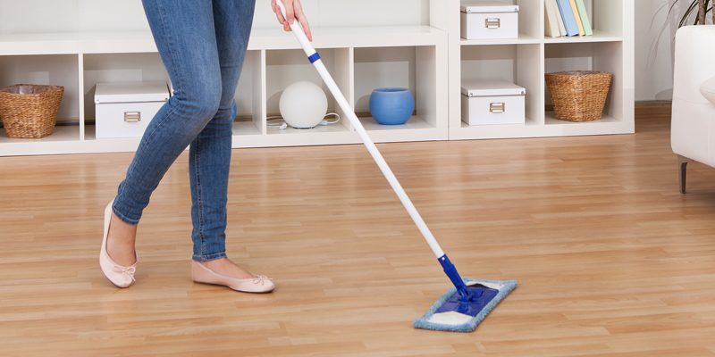 amount-of-water-when-cleaning-wood-flooring