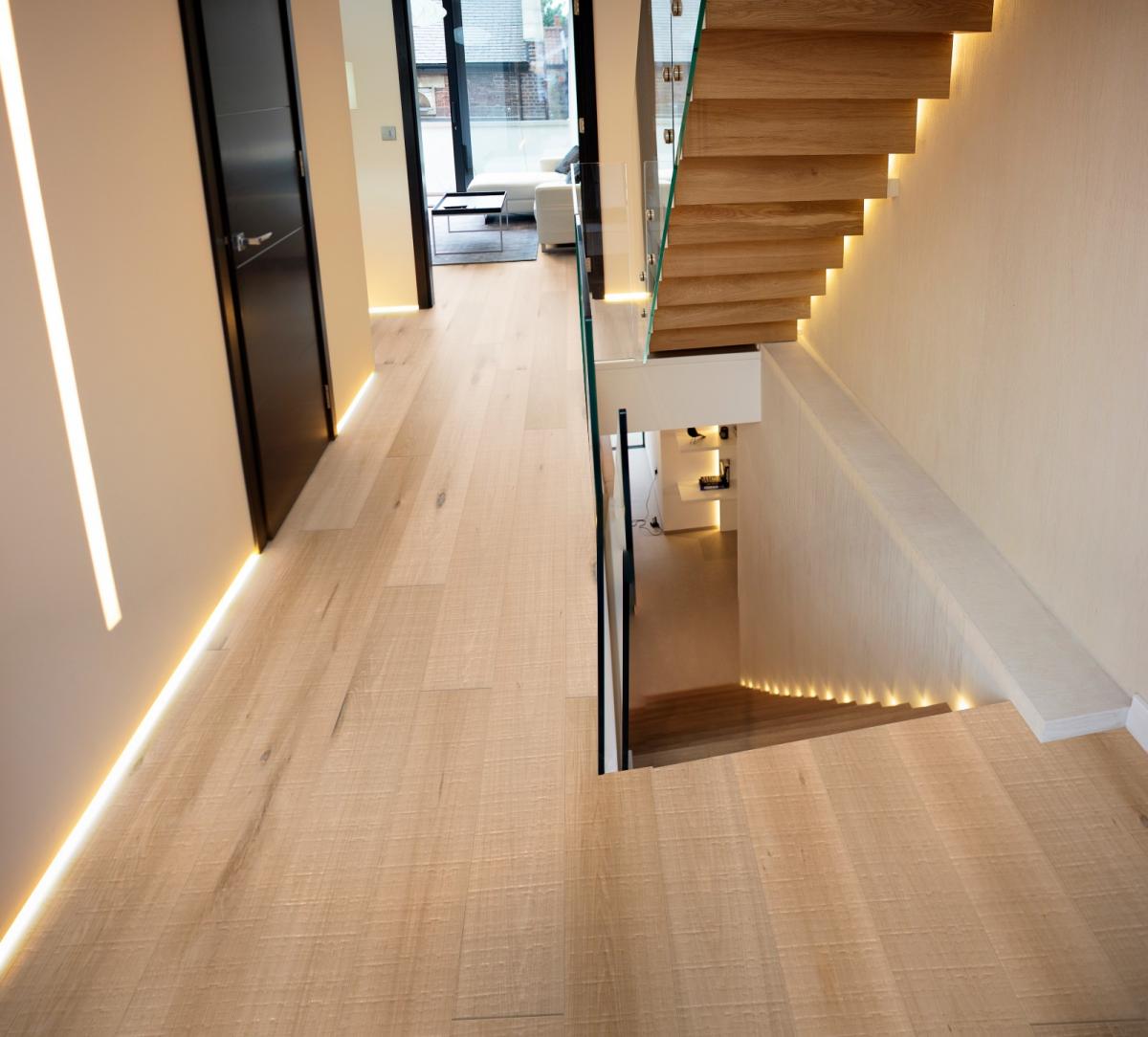 wood-flooring-in-the-hallway What Is The Best Wood Flooring For The Hallway?