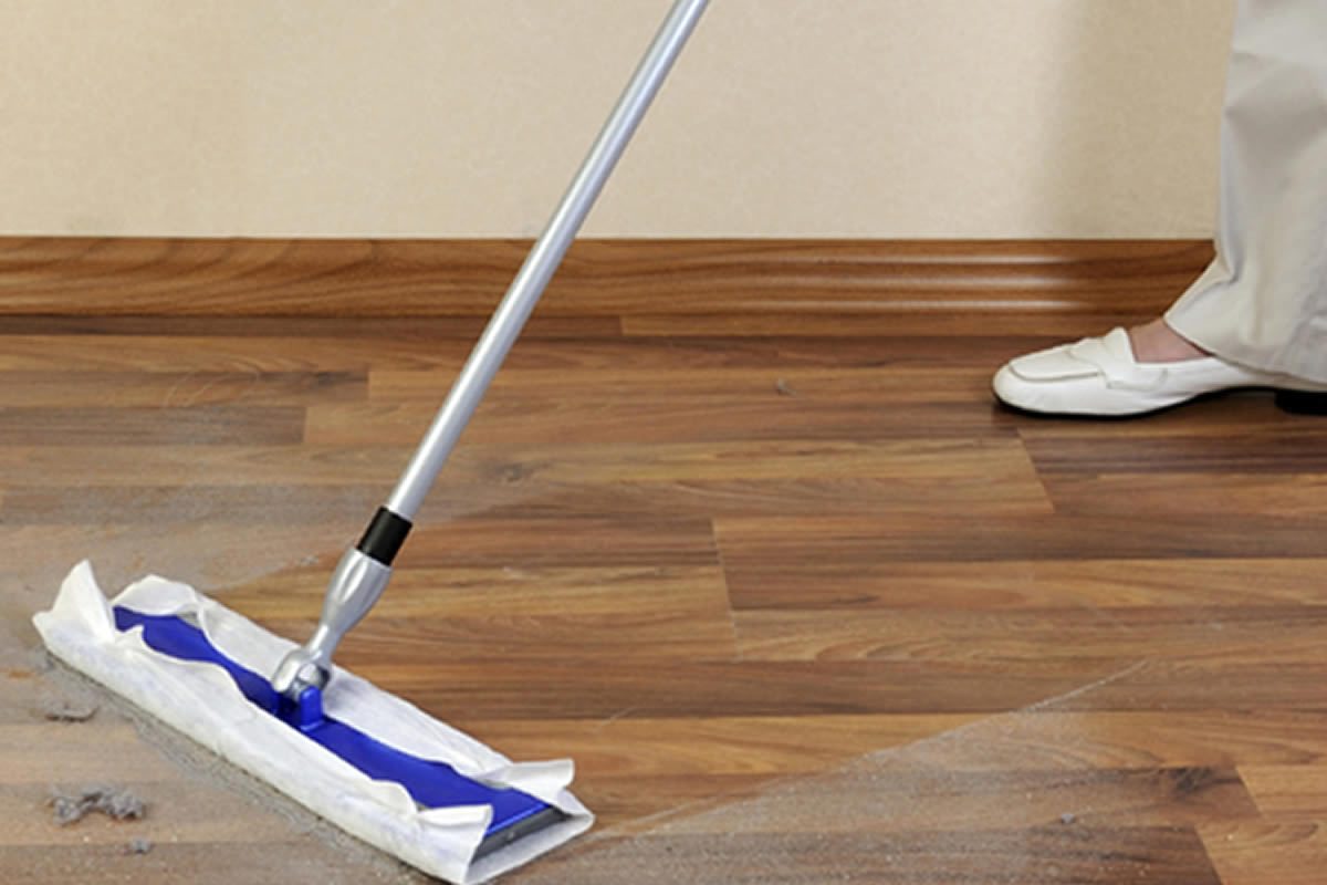 Wood Flooring In Winter - Problems With Gaps maintaining-wood-flooring