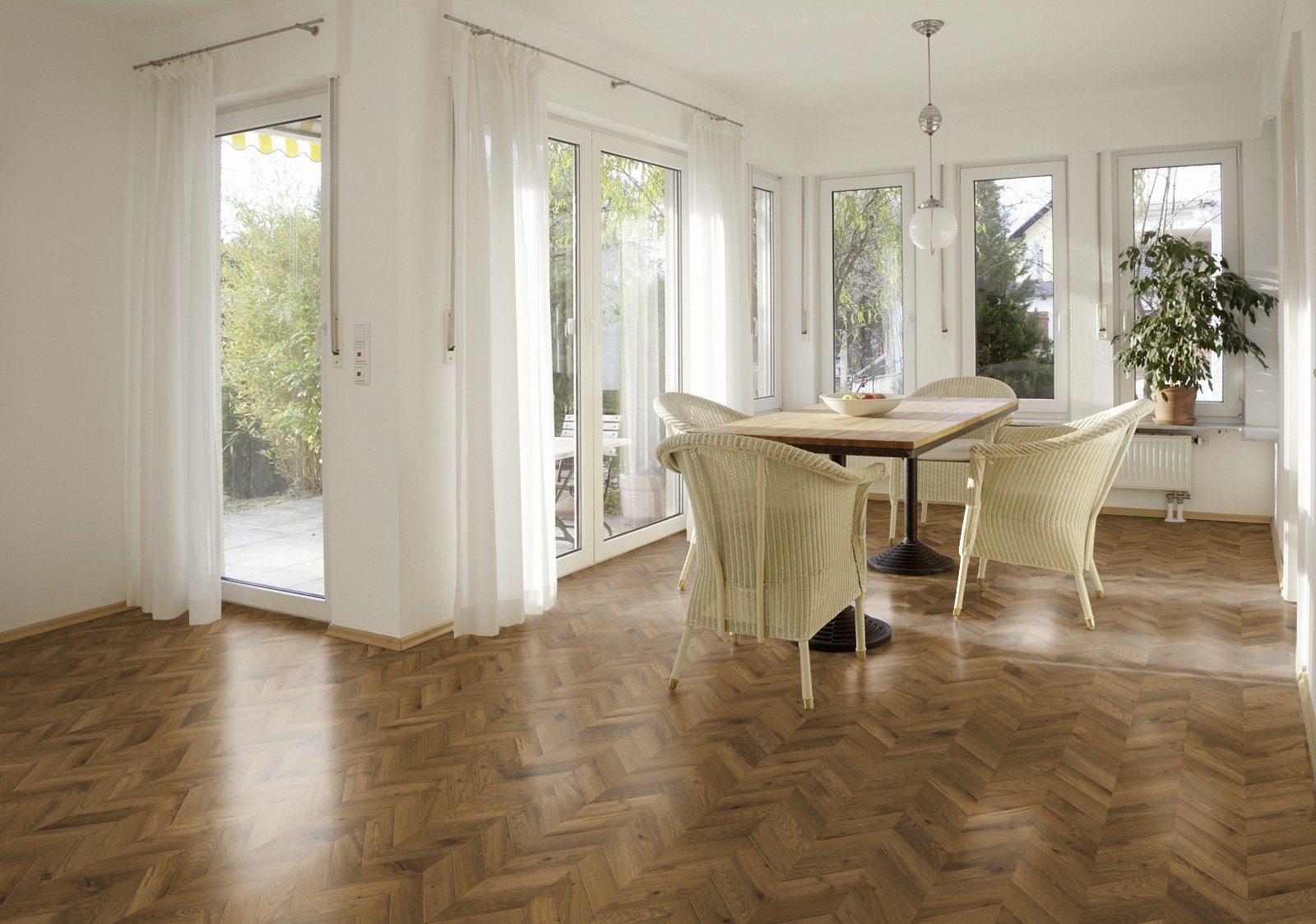 WOOD FLOORING PATTERNS AND DESIGN OPTIONS|herringbone-pattern|chevron-pattern|random-pattern|brick-pattern|chevron-pattern