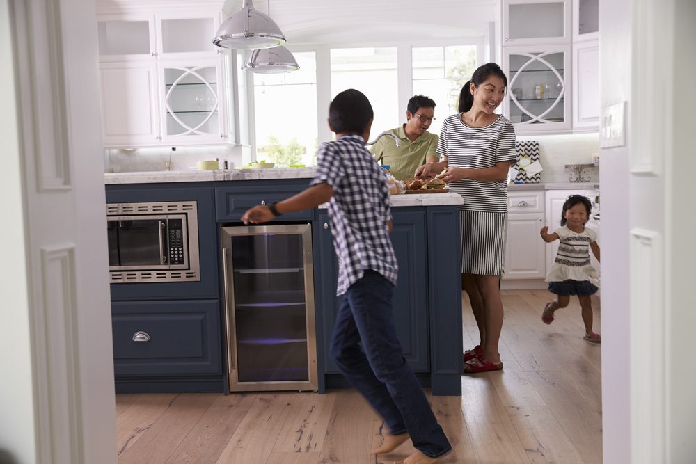 best kitchen floor|Busy Kitchen
