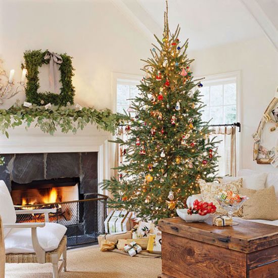 How To Protect Your Floor From The Christmas Tree? christmas-tree-in-the-room