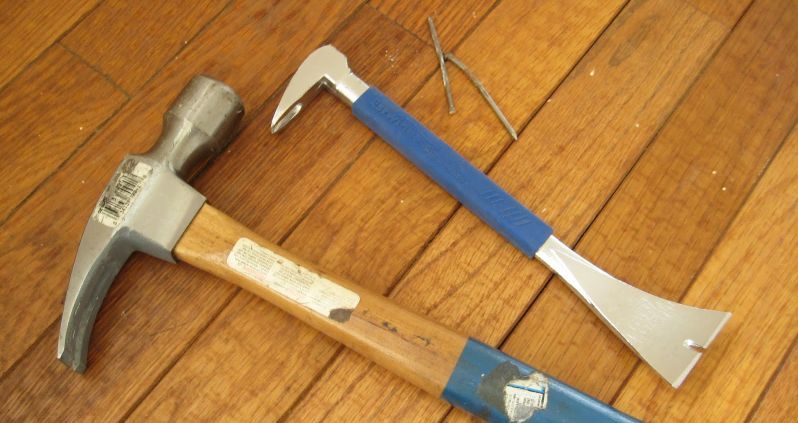 nails-and-hammer|hammer-and-nails|stapler