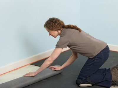 Why You Should Fit Good Quality Wood Flooring Underlay? fitting-underlay