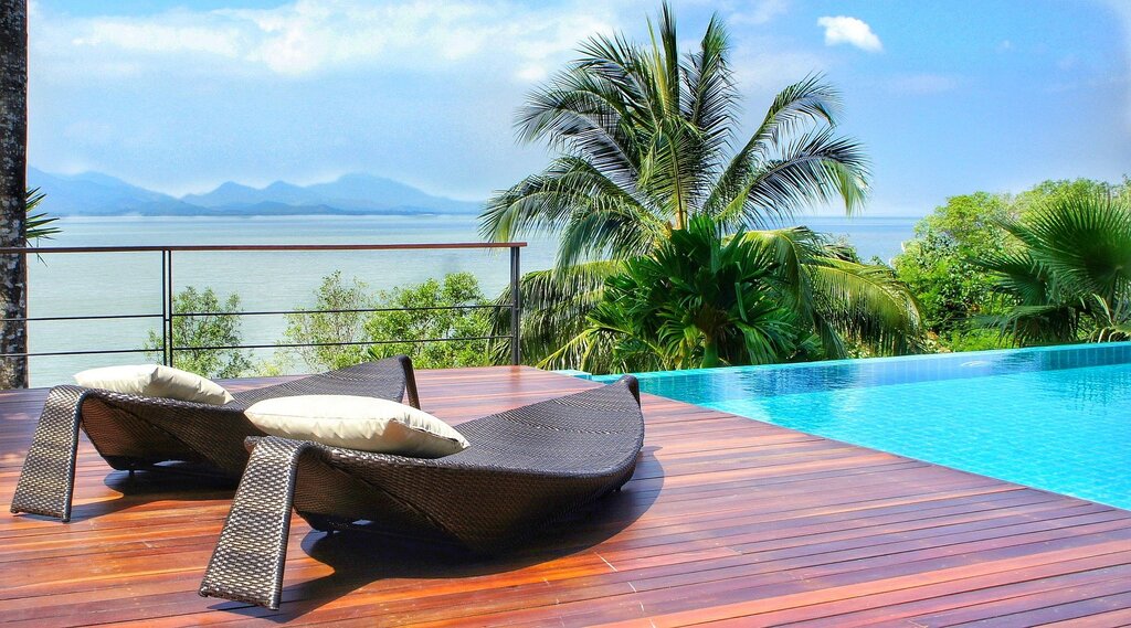 Pool Decking Design Ideas
